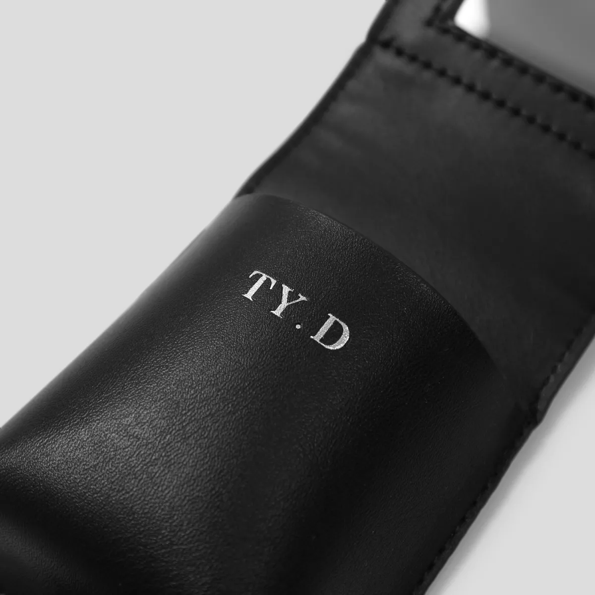 TUOYU DESIGN｜皮革附鏡收納包